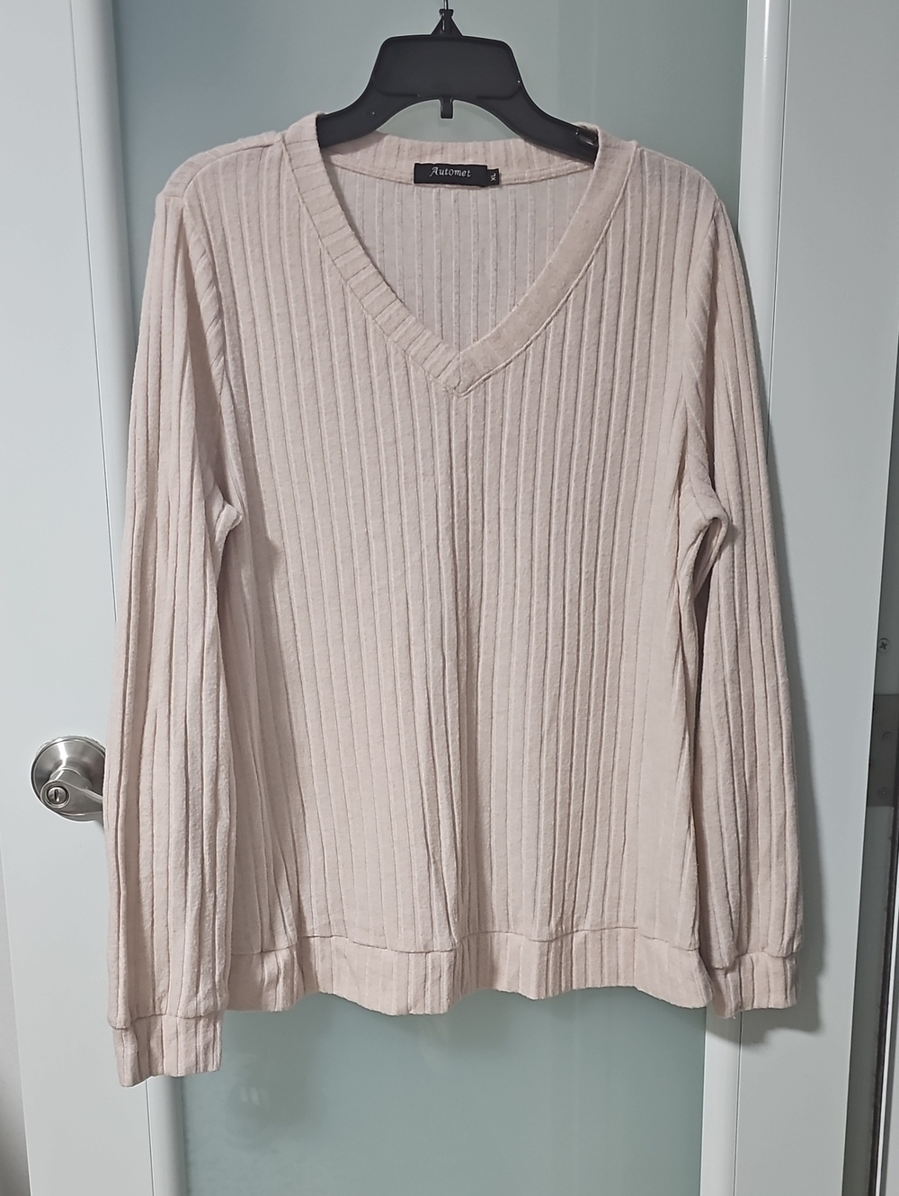 Women's Ribbed V-Neck in Light Beige
